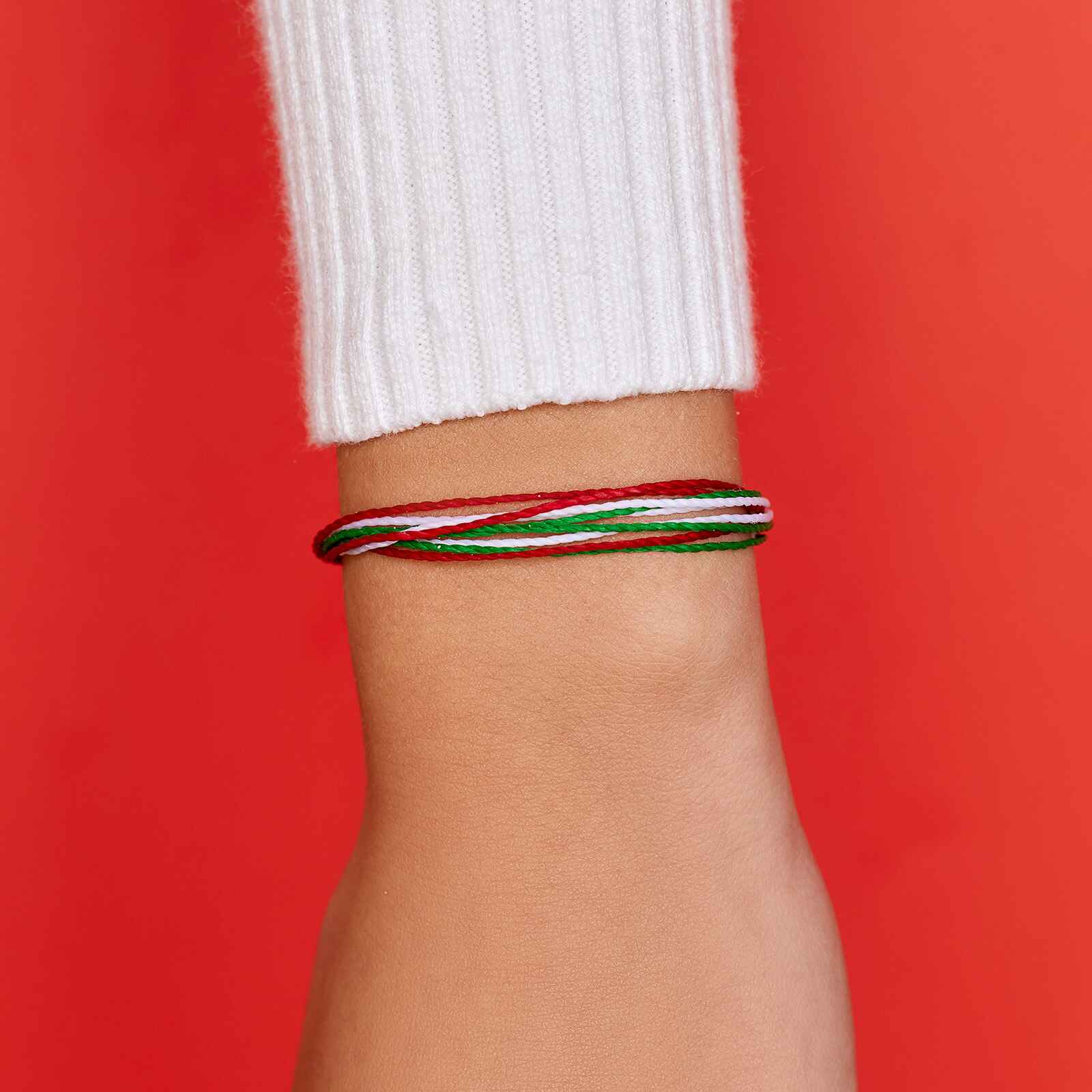 Red. Green & White Bracelet - Image 2