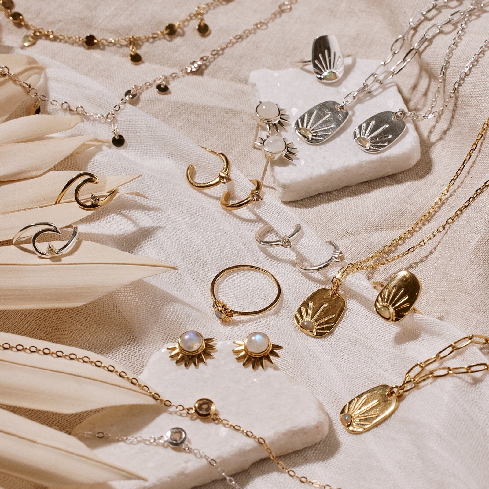 Sunshine Tag Chain Necklace - Image 7