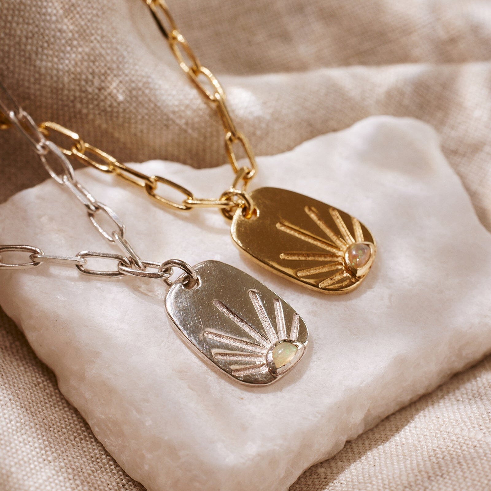 Sunshine Tag Chain Bracelet - Image 5