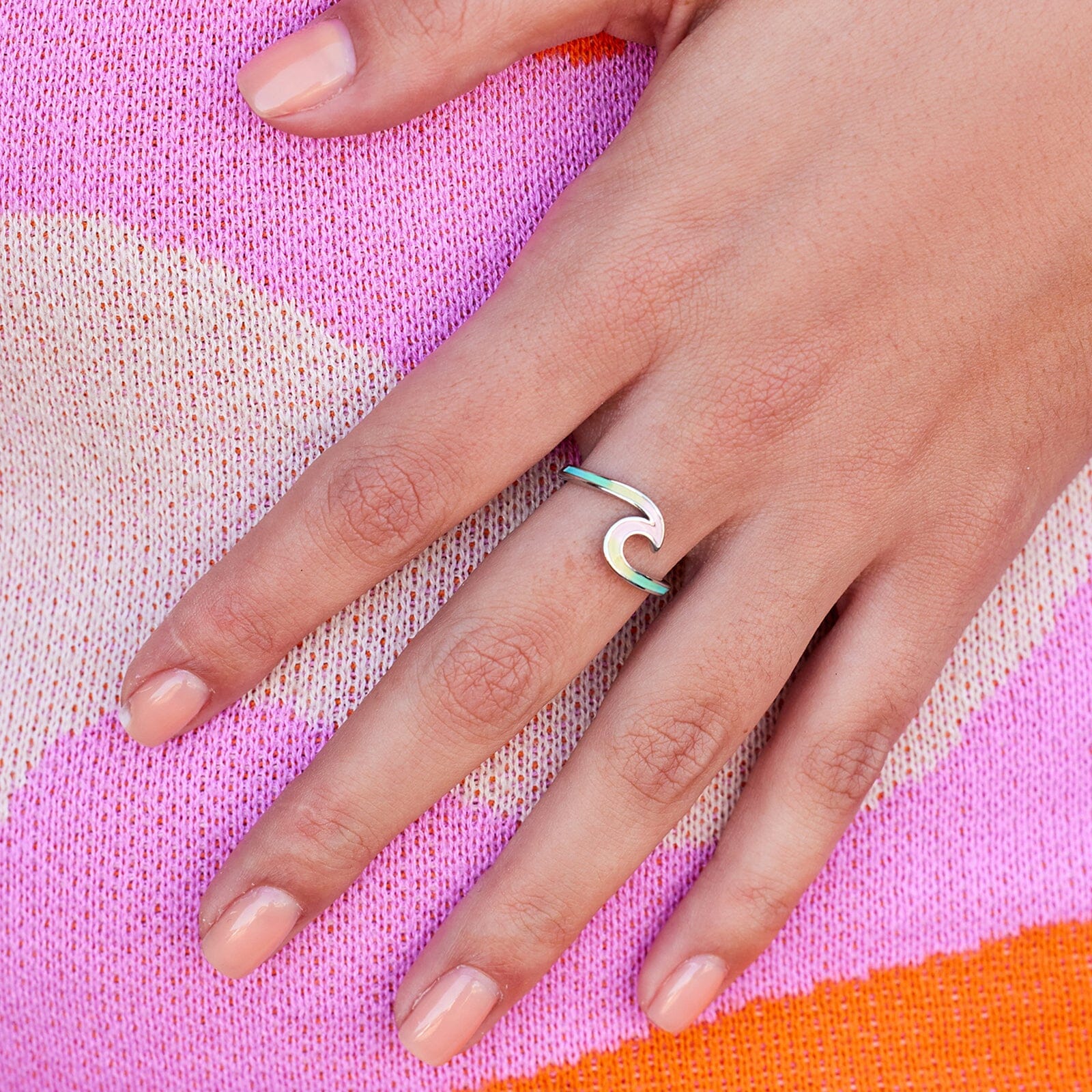 Tie-Dye Wave Ring - Image 6
