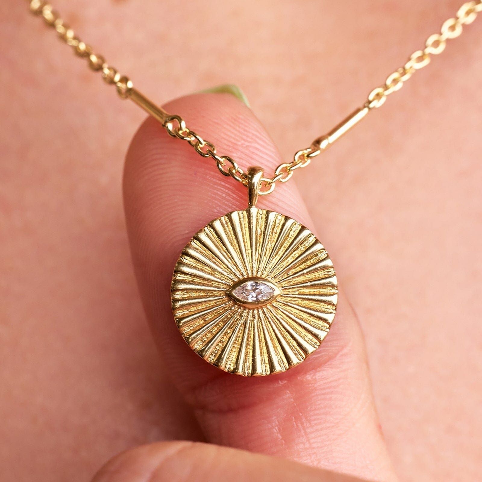 Protective Eye Pendant Necklace - Image 7