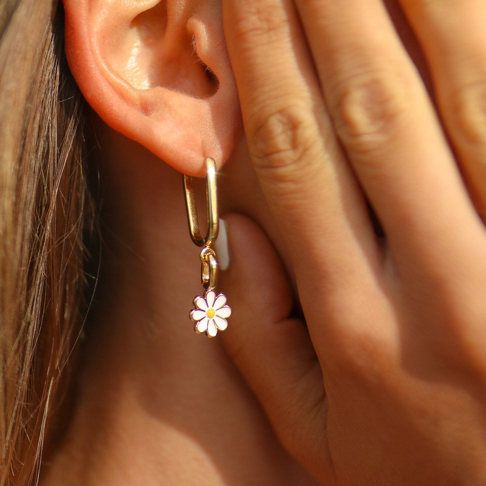 Harper Daisy Charm - Image 8