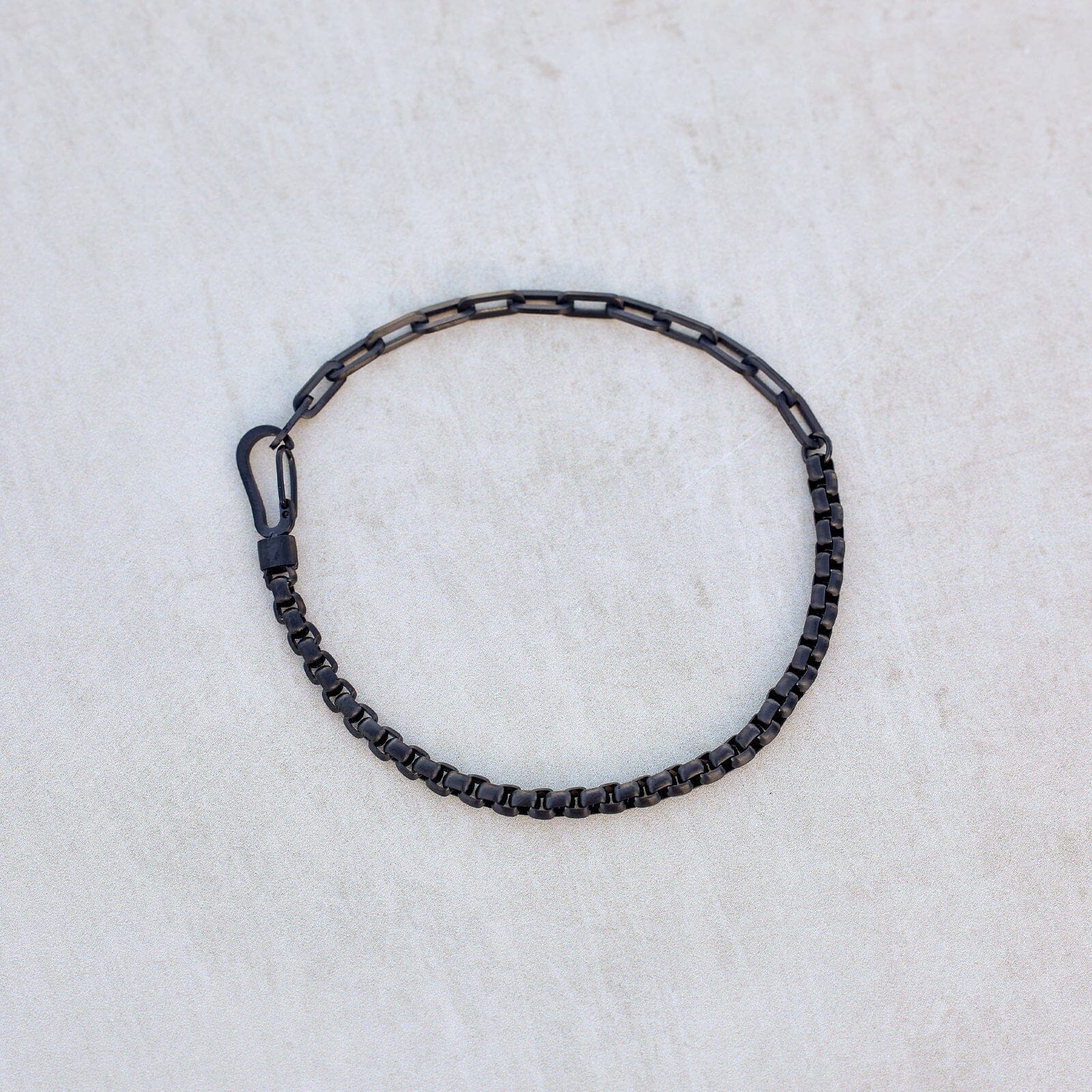 Men's Carabiner Clasp Chain Bracelet - Image 10