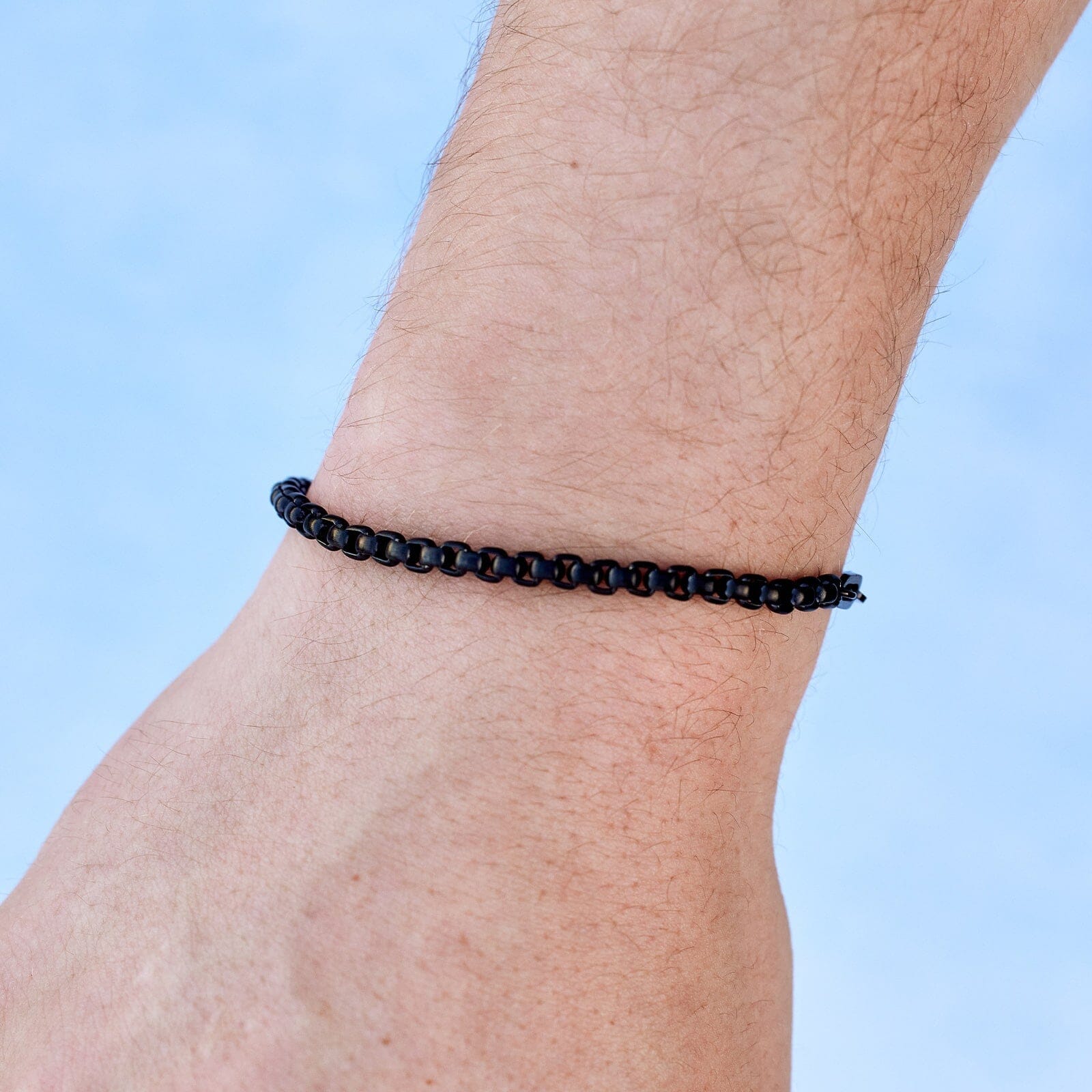Men's Carabiner Clasp Chain Bracelet - Image 17