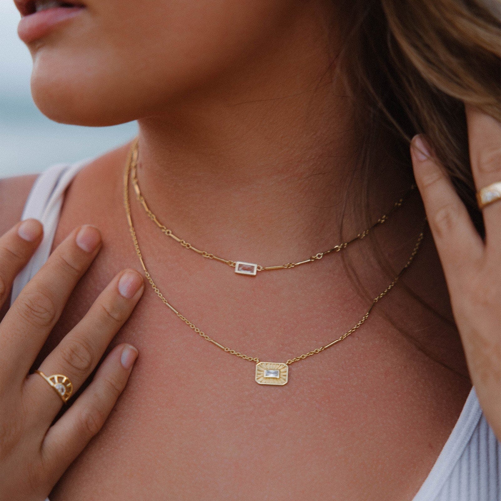 Baguette Bar Chain Choker - Image 4