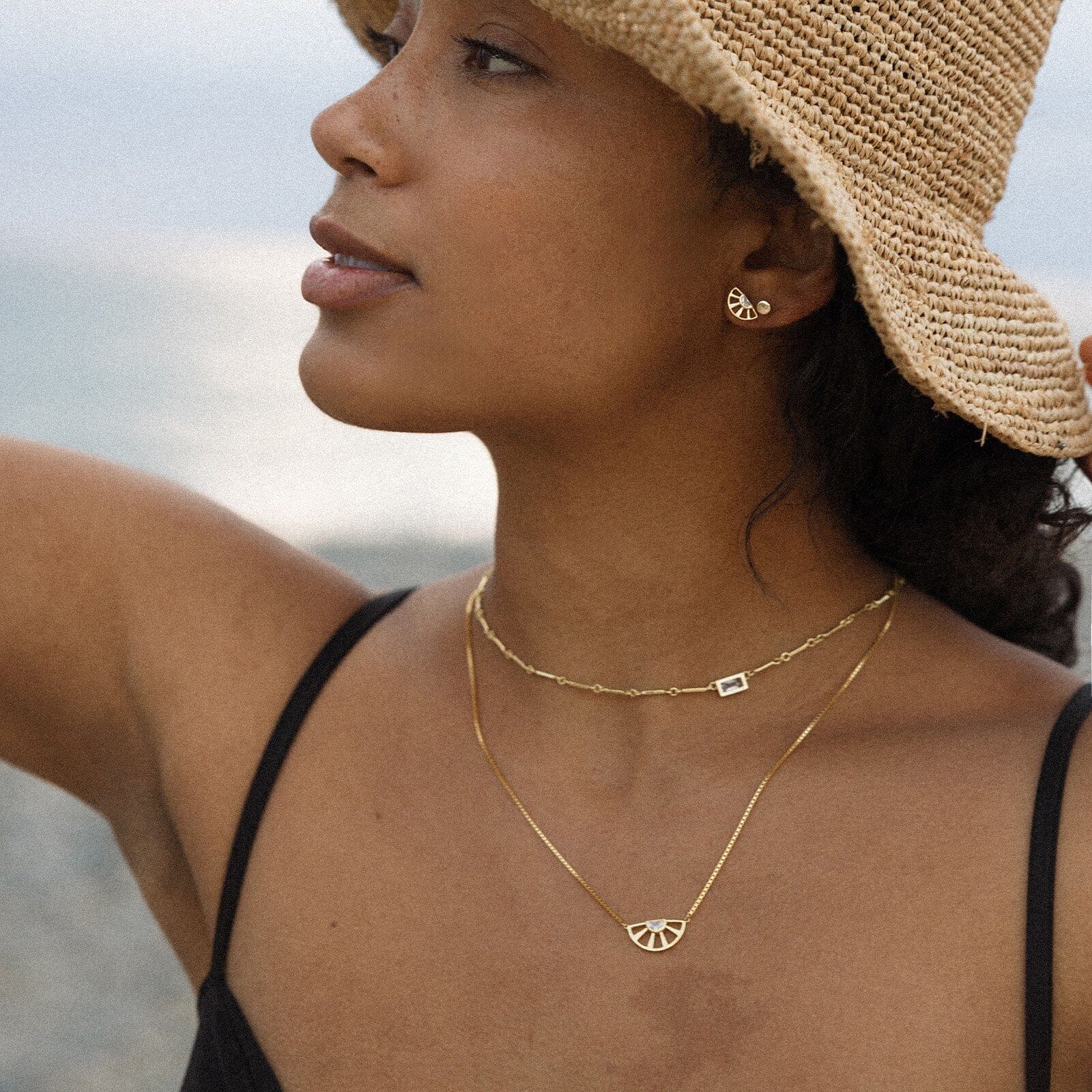 Baguette Bar Chain Choker - Image 8