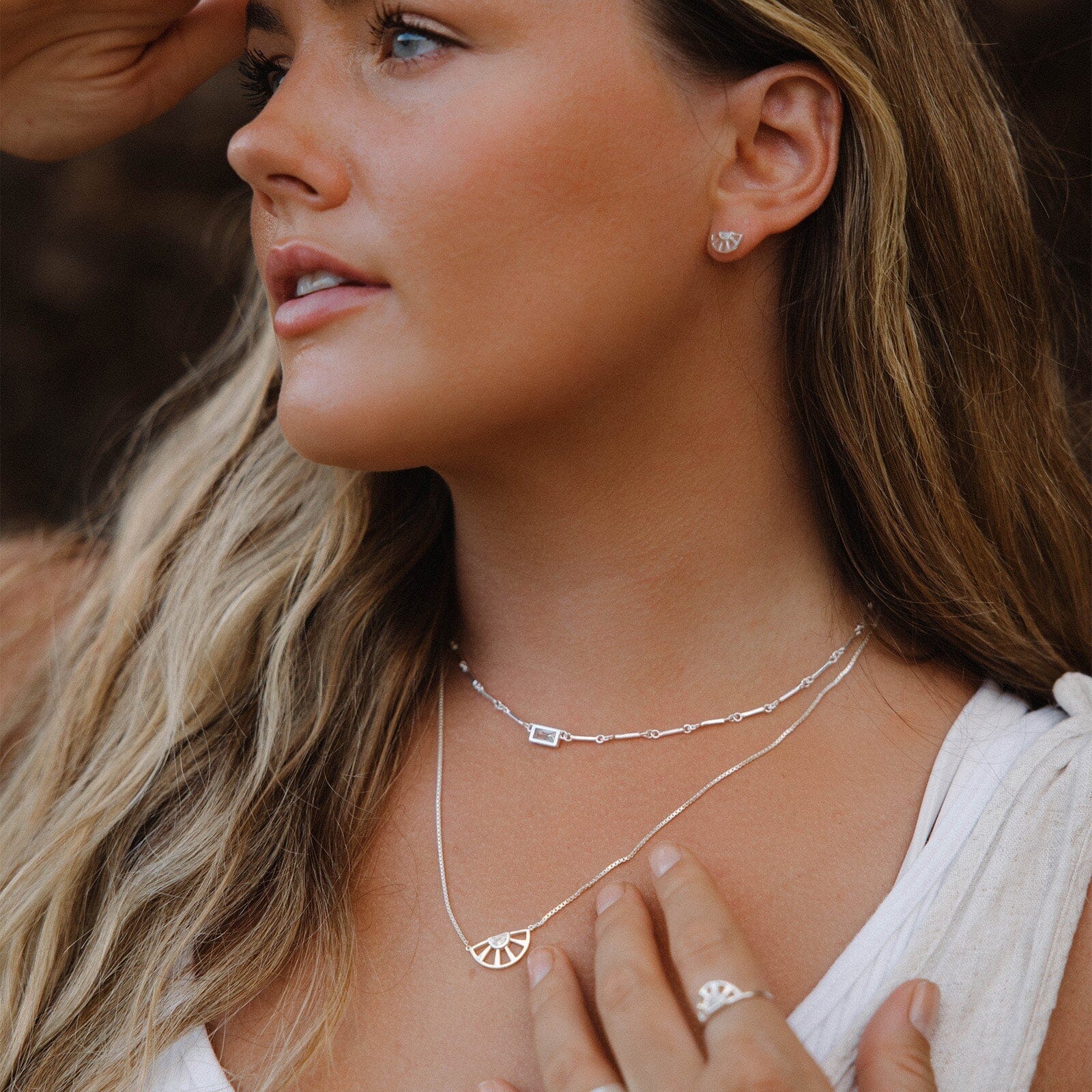 Baguette Bar Chain Choker - Image 3