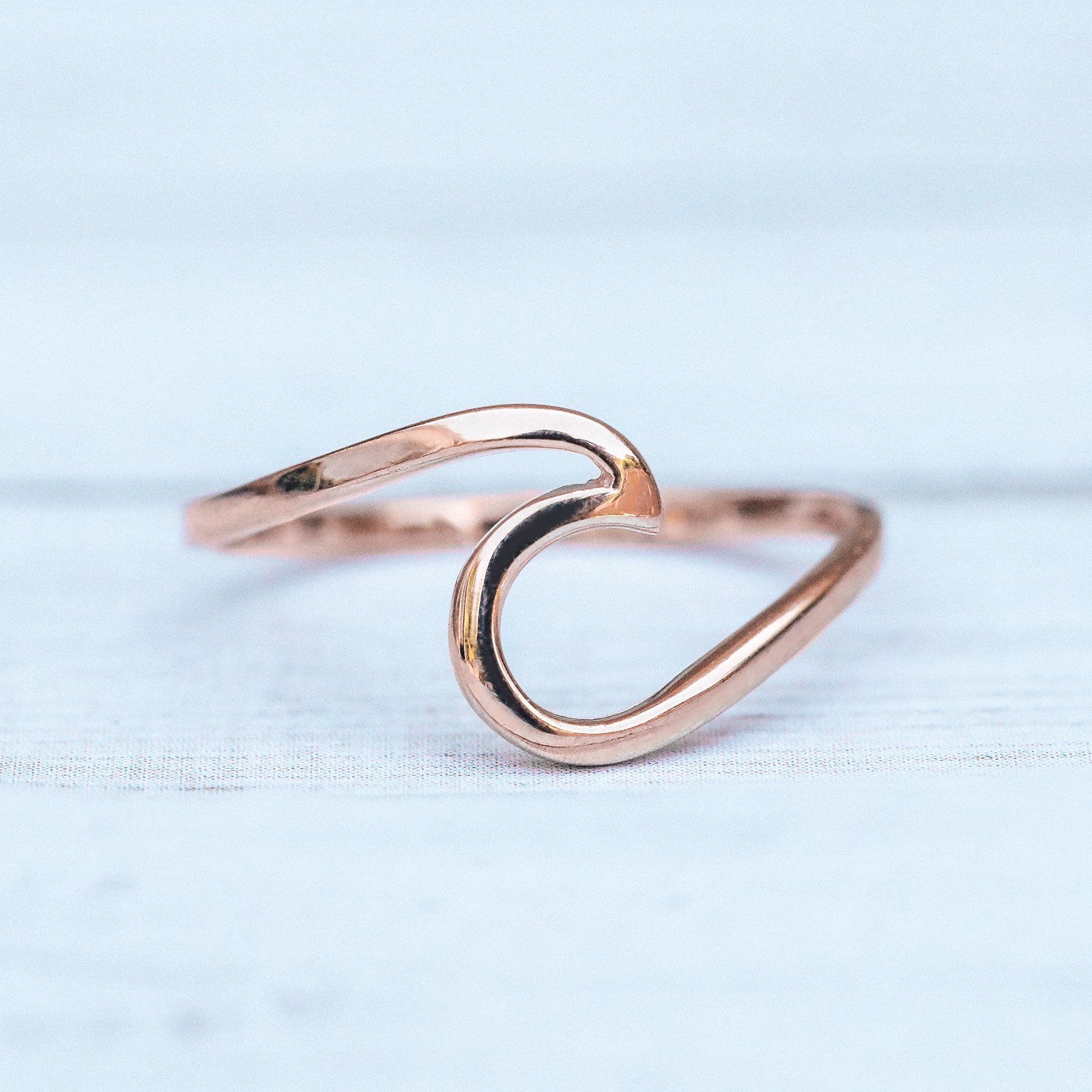 Rose Gold Wave Ring - Image 4