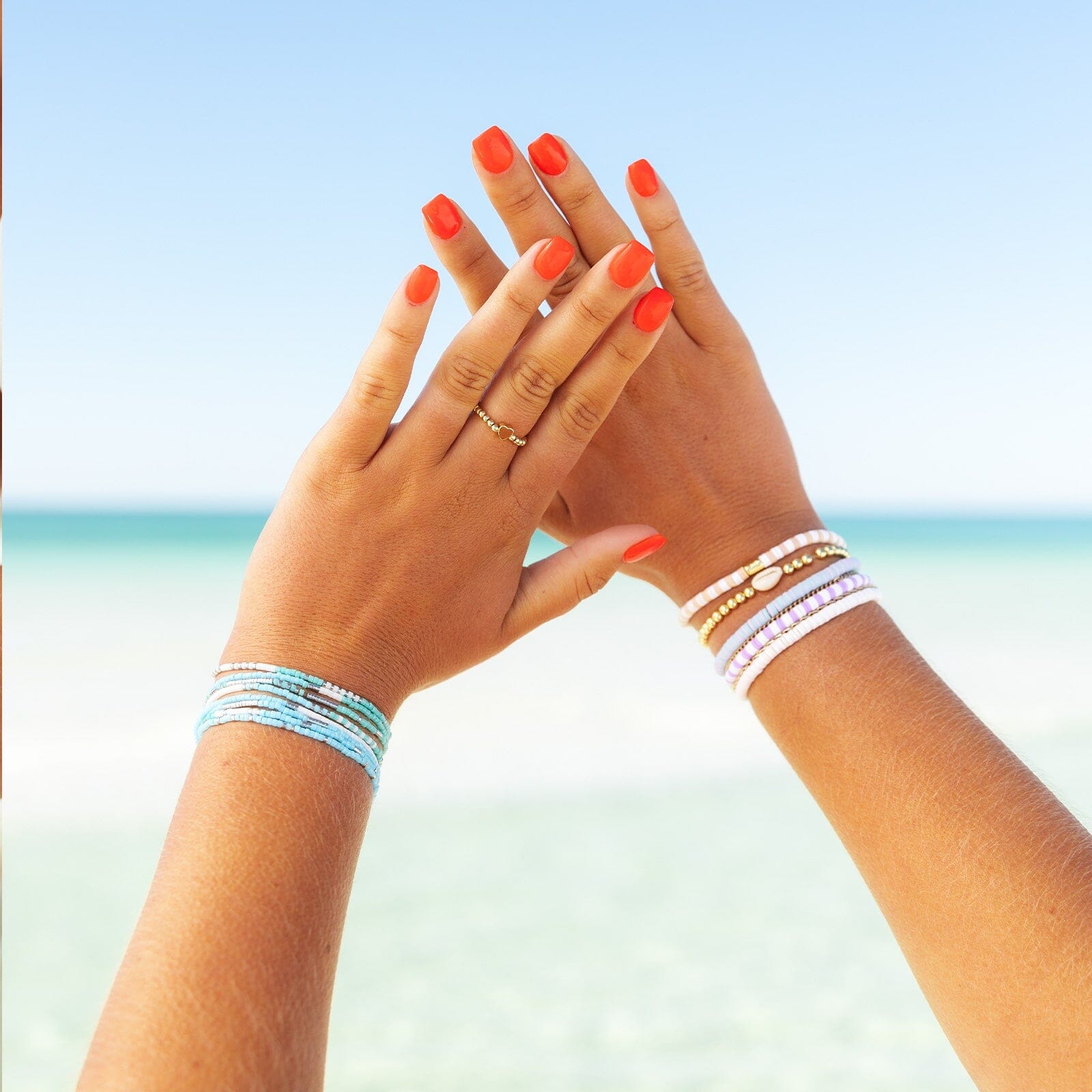 White Seascape Stretch Bracelet - Image 7