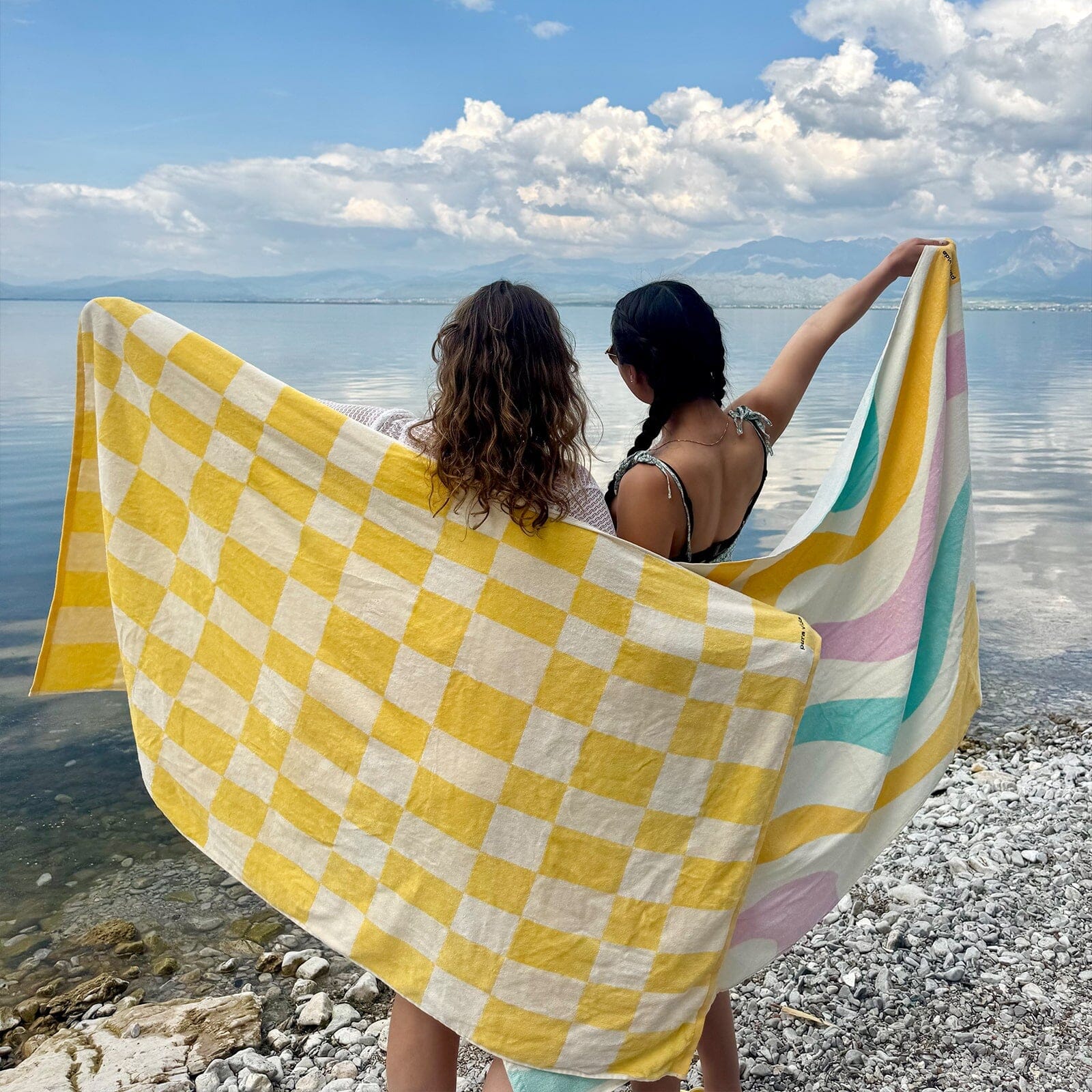 Catching Waves Towel - Image 6