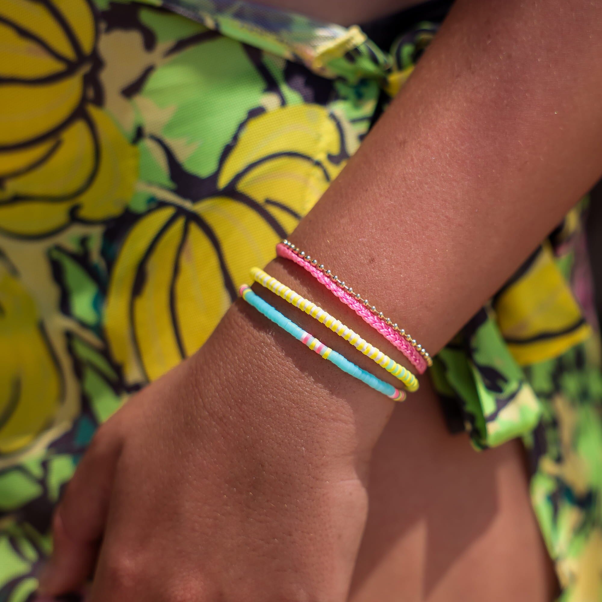 Lemon Surf Stretch Bracelet - Image 2