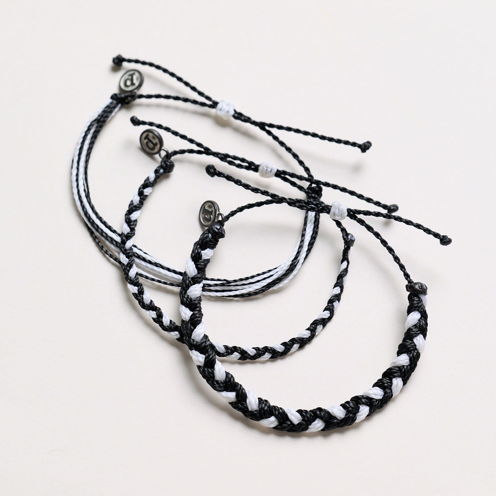 Black & White Collection - Image 7