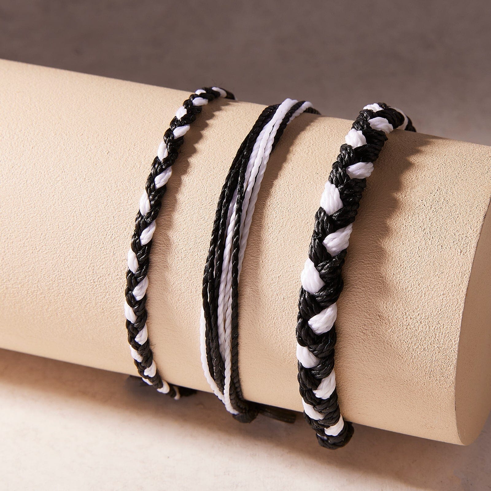 Black & White Collection - Image 5