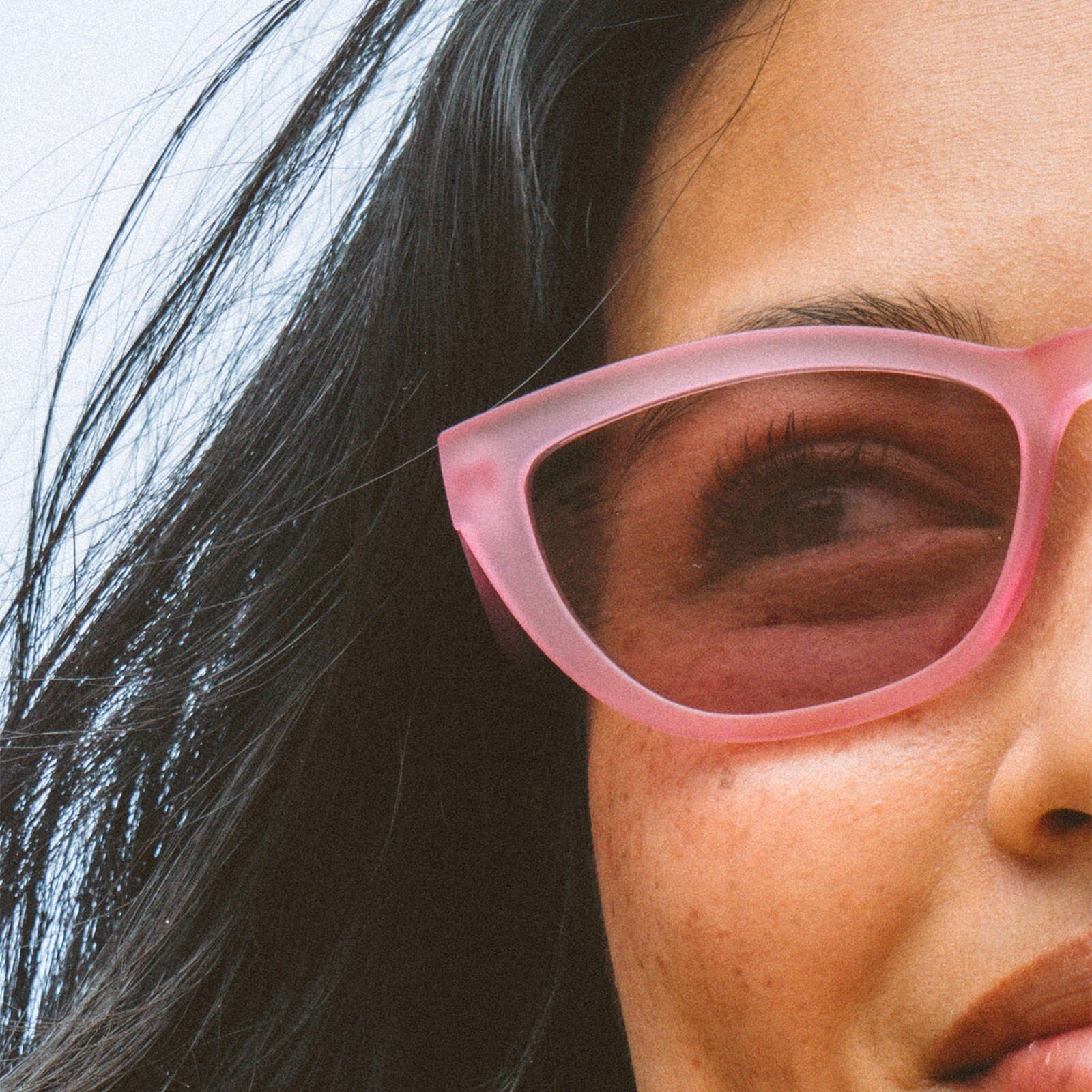 Monica Glow Sunglasses - Image 12